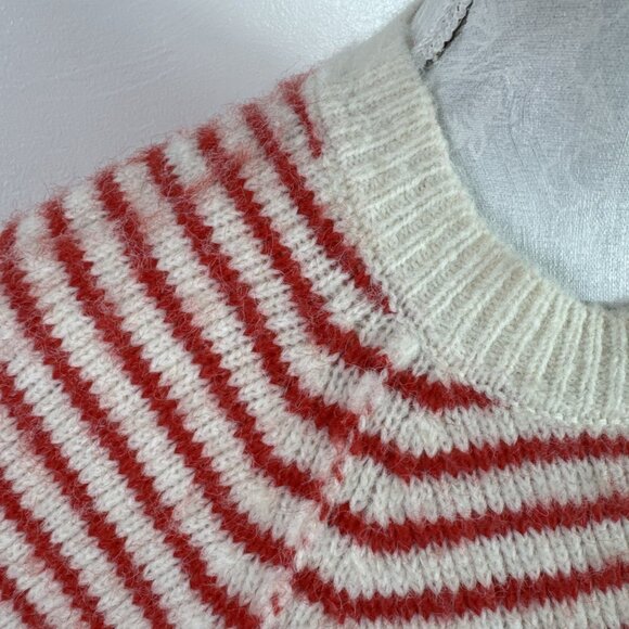 American Eagle Women's M Crew Sweater LS Red Cream Striped EUC - Picture 6 of 10